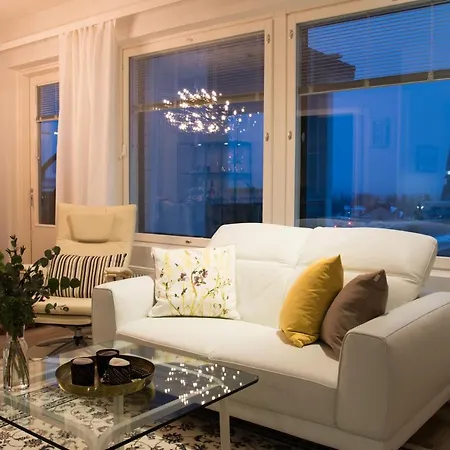 Tammela City View - Top Floor In New-built House 아파트 *