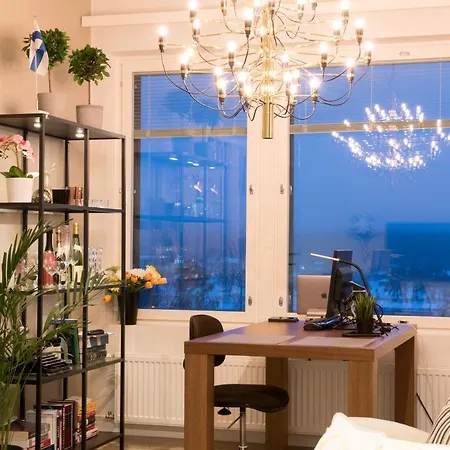 Tammela City View - Top Floor In New-built House 아파트 로바니에미